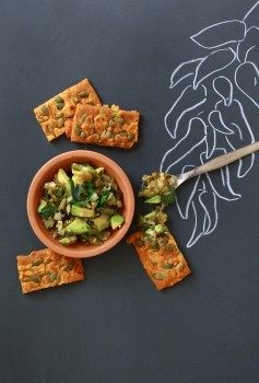 Amaranth crackers with cheddar and pepitas