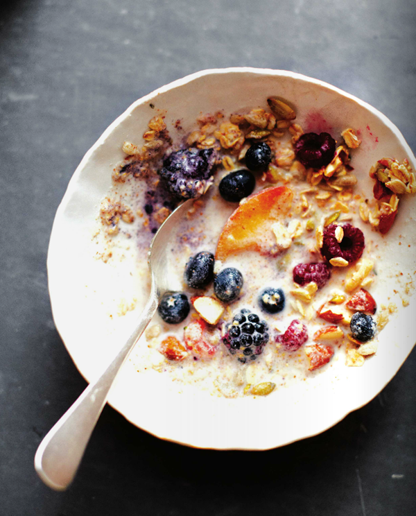 Amaranth muesli with toasted seeds