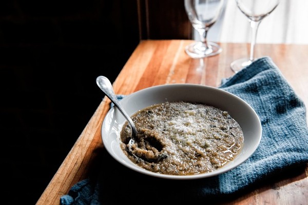 Amaranth "polenta" with Tuscan kale