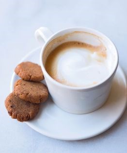Amaretti-style biscuits