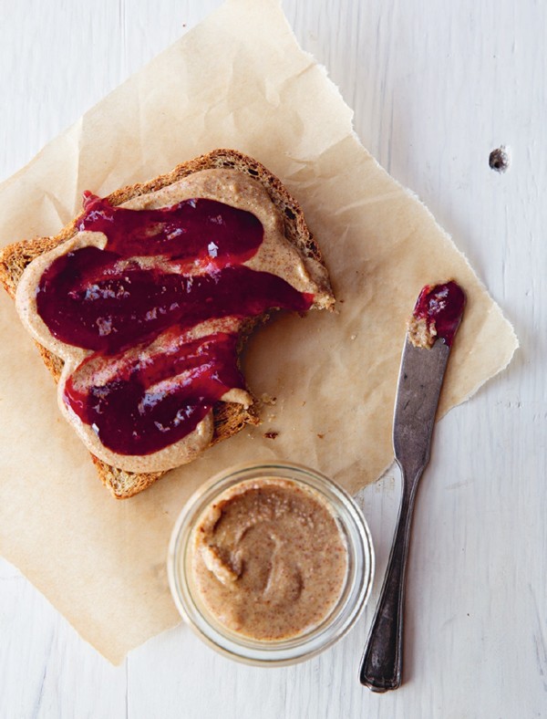 Amaretto almond butter