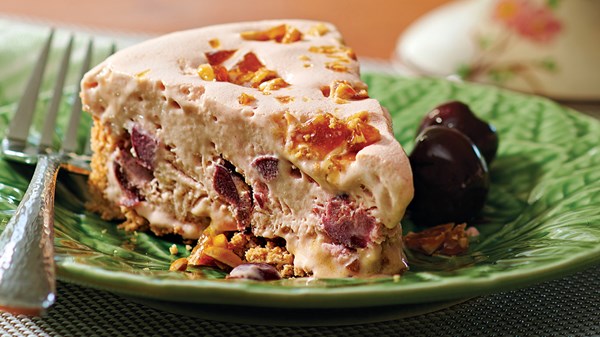 Amaretto-cherry semifreddo