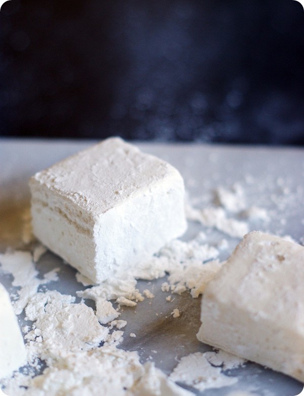 Amaretto marshmallows
