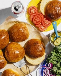 Amazing burger buns (for amazing dads)