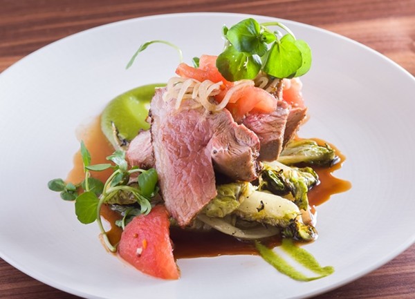 Amchur and fenugreek lamb rumps with leek purée and pickled tomatoes