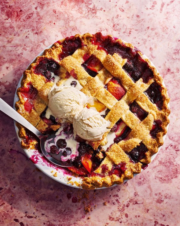 American-style deep-dish blueberry and peach pie
