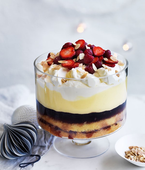 Amontillado sherry and raspberry trifle