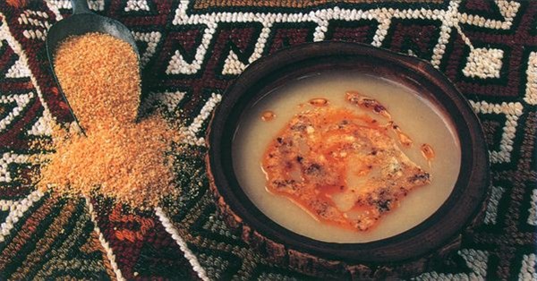 Anatolian curd soup (Tarhana corbasi)