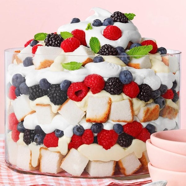 Angel berry trifle