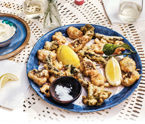 Anglesey salt + pepper fritto misto (Fritto misto halen a phupur Ynys Môn)