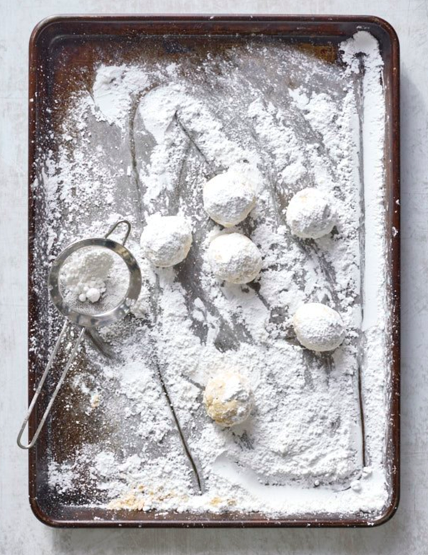 Anise almond snowball cookies