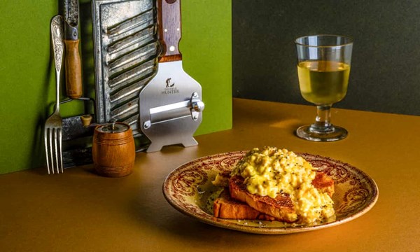 Anne-Marie Deschodt's scrambled eggs with black truffles