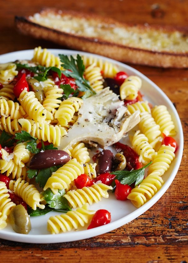 Antipasti bar pasta