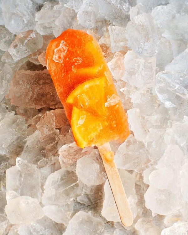 Aperol spritz ice lollies 