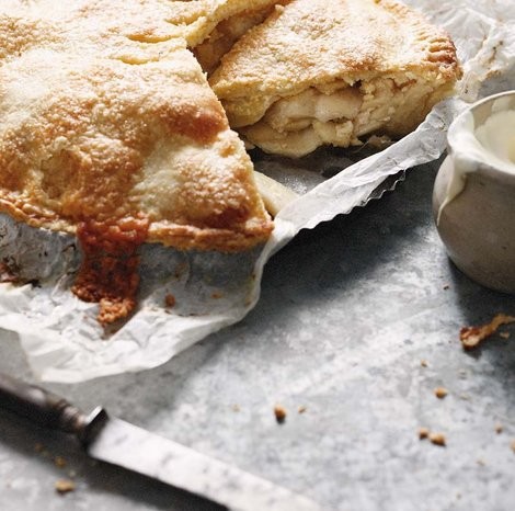 Apple & cheddar pie