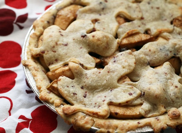 Apple & cranberry pie