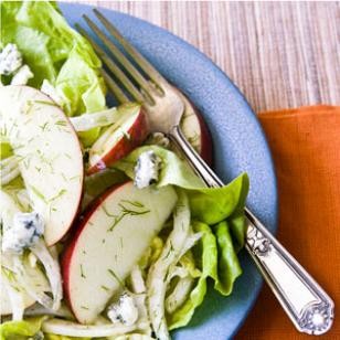 Apple & fennel salad with blue cheese