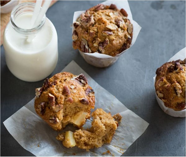 Apple & pecan maple muffins