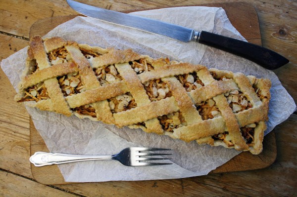 Apple, almond and ginger lattice tart