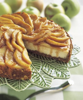 Apple-almond cheesecake