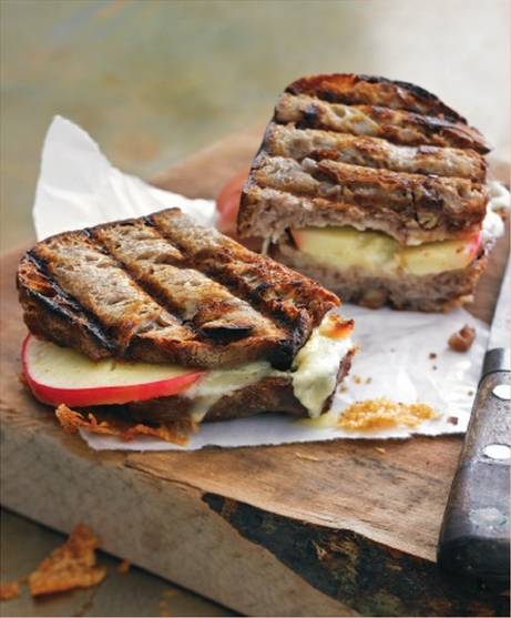 Apple and artisan cheddar panini
