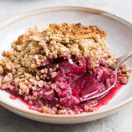 Apple and blackberry crumble