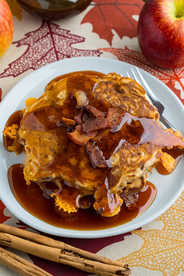 Apple and cheddar pancakes