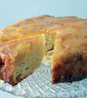 Apple and cinnamon cake