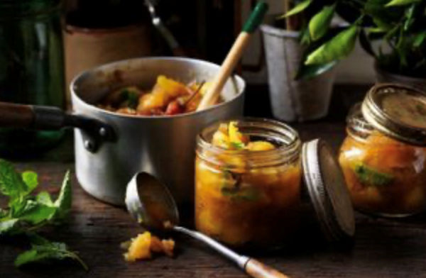 Apple and mint chutney