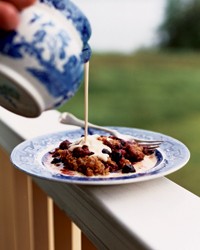 Apple and mixed berry crumble