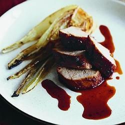 Apple and paprika pork with roast fennel
