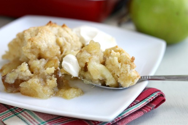 Apple and pear cobbler