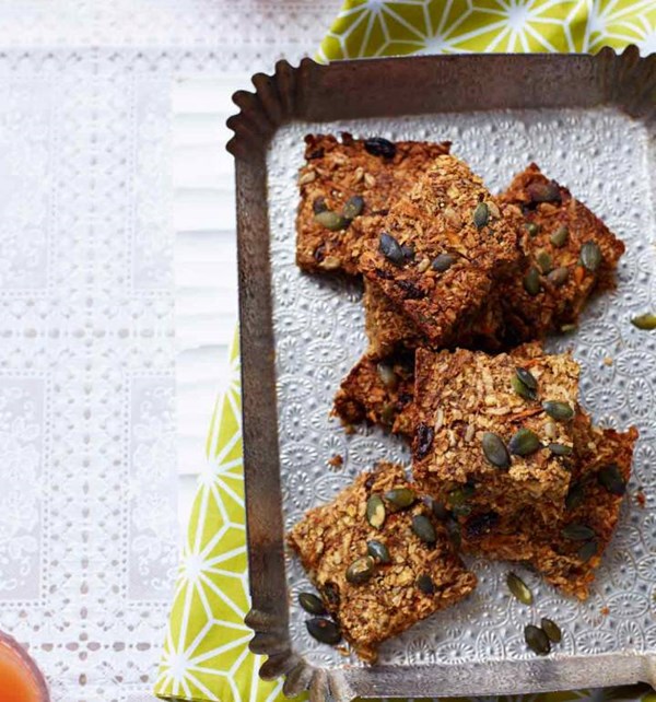Apple and raisin quinoa slices