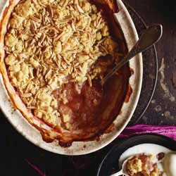 Apple and rhubarb crumble