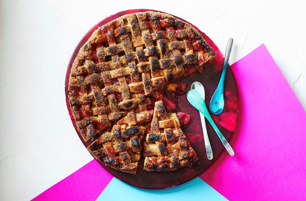 Apple and rhubarb pie