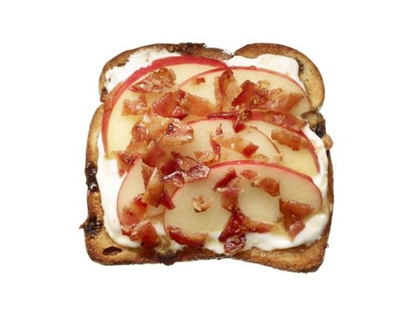 Apple-bacon toast