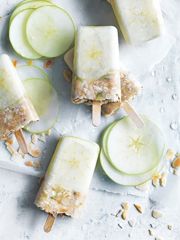 Apple Bircher popsicles