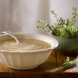 Apple bourbon gravy