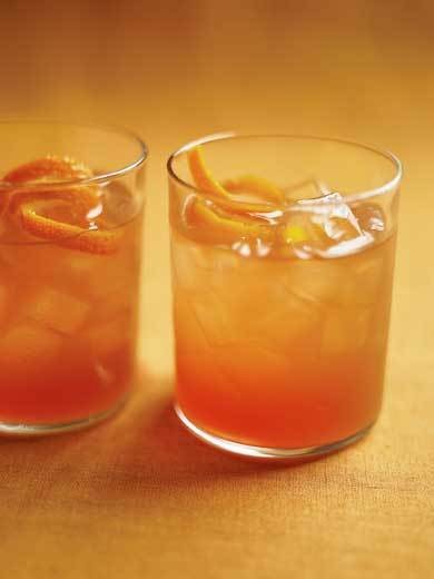 Apple brandy cocktail
