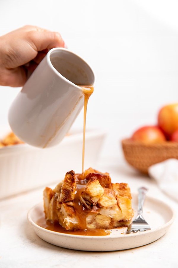 Apple bread pudding