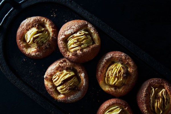 Apple brioche Danishes