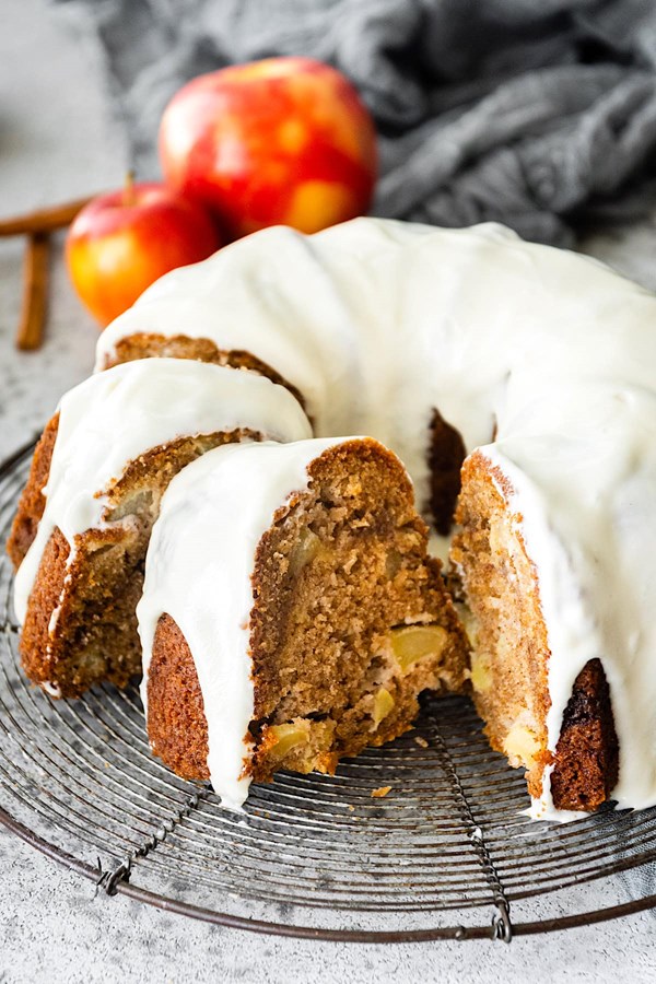 Apple bundt cake with cream cheese frosting