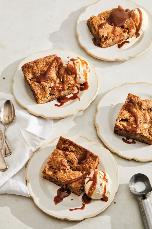 Apple cake with salted maple caramel