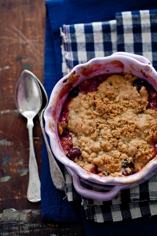 Apple cardamom crisp