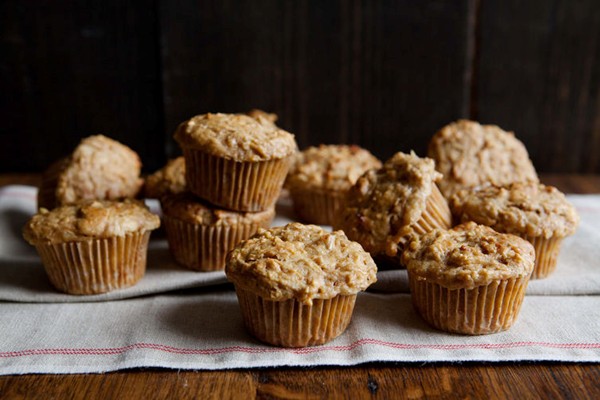 Apple cheddar muffins