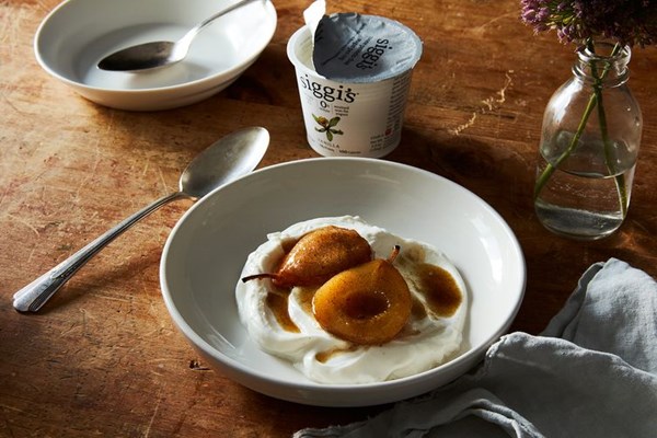 Apple cider and cardamom roasted pears