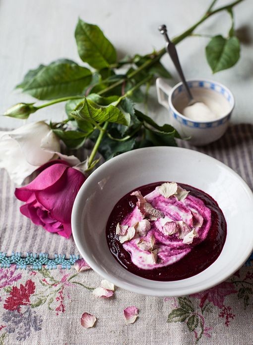 Apple cider beetroot soup