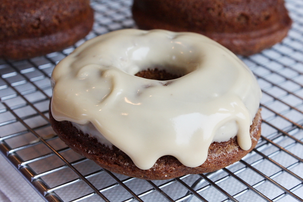 Apple cider donuts