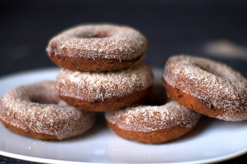 Apple cider doughnuts