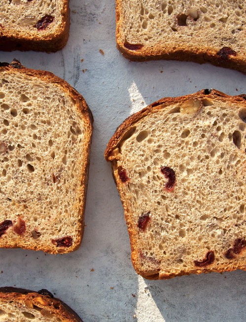 Apple cider levain loaf
